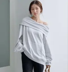 kastane カスタネ オフショルスウェット