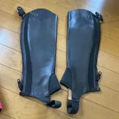 新品未使用】乗馬用ヘルメット・ブーツ23cm・チャプス3点セット 