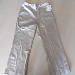 新品タグ付きユナイテッドアローズカジュアルパンツ 10890円