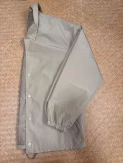 GU ウィンドプルーフカラーコーチジャケット