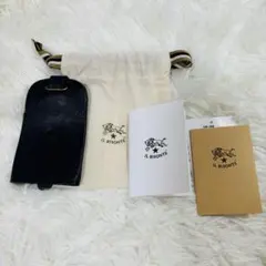 【新品未使用】IL BISONTE レザーキーケース ブラック　ベル型