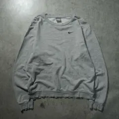 00s NIKE 短丈スウェット クルーネック ワンポイント 刺繍ロゴ グレー