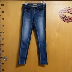 YANUK✩激レア‼️デニムパンツ 23インチ