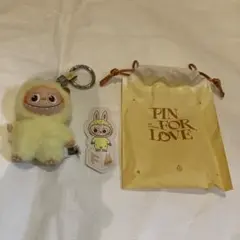 THE MONSTERS ラブブ PIN FOR LOVE イニシャル　F