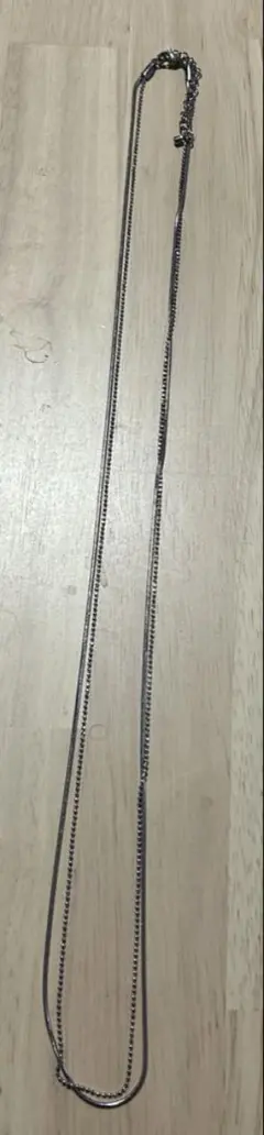 二連ロングネックレス