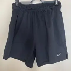 NIKE ショートパンツ　DRI-FIT レディース