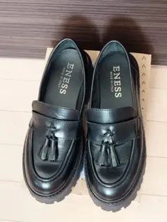 ENESS 厚底タッセルローファー 本革