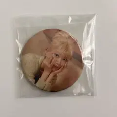 ルセラフィム サクラ 缶バッジ