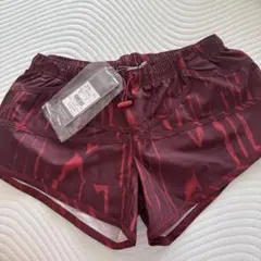 adidas ランニングショーツ 赤 ストライプ柄