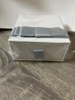 ネックレスを入れる未開封の箱