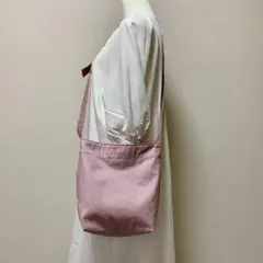 Item thumbnail for item 74179849-a17c-4e0a-a1c1-6508a80595c3