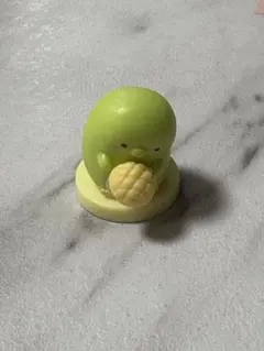 すみっコぐらし　チョコエッグ　フィギュア　ぺんぎん？