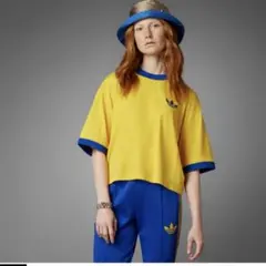 PAKAIAN adidas 半袖オーバーサイズTシャツ クロップド丈 XS