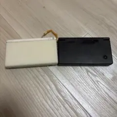 ニンテンドーDSi ホワイト&ブラック 本体２台