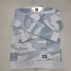 STUSSY　スウェット　L
