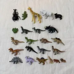 恐竜と動物フィギュアセット 22体