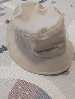 new balance バケットハット ベージュ フリーサイズ