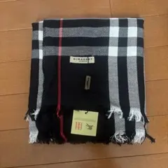 BURBERRY（バーバリー）　シルクスカーフ