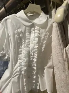 即発送⭐︎BIBIY 先行&完売品】REBECCA FRILL BLOUSE - メルカリ