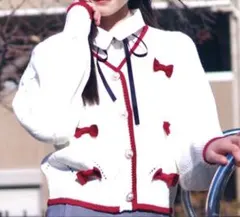 Hello Kittyリボン付きホワイトニットカーディガン