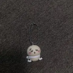 ちいかわ　マスコット キーホルダー　ラッコ先輩