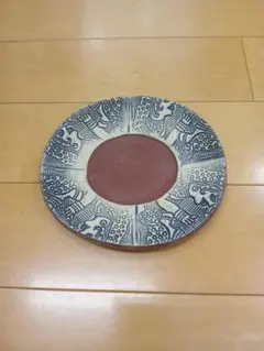 沖縄　青い模様の陶器皿