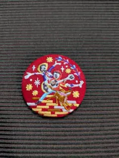 ★食玩★ディズニー刺繍缶バッジ