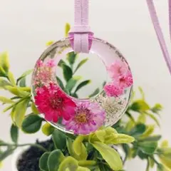 A26-590 レジンネックレス(ミニ薔薇)ダークピンク A26-629 レジンネックレス(ミニ薔薇)ピンク - メルカリ