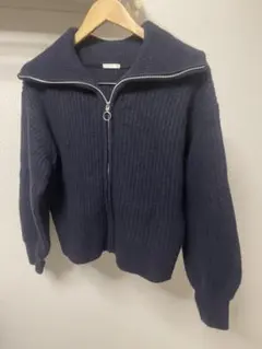 ネイビー ジップアップ リブニット