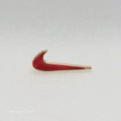 Red gold Nike logo ピンズ Pins ピンバッチ