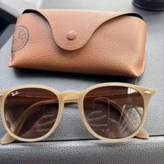 Ray-Ban ベージュラウンドサングラス