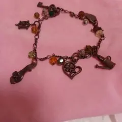 アンティーク チャーム付きブレスレット