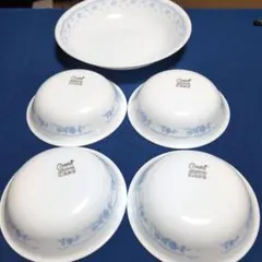 Corelle by Corning ボウル 大小5枚セット　大1枚小4枚　美品のサムネイル