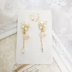ハンドメイド　春　スズラン　ピアス　ディップフラワー　レジン
