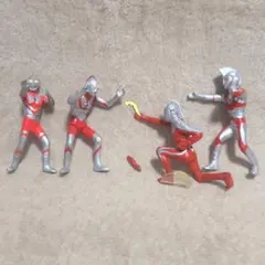 ウルトラマンシリーズ ガシャポンフィギュア 4体セットのサムネイル