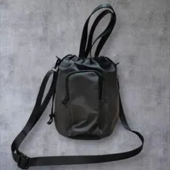 【ゴンさん専用】PUBLIC TOKYO 撥水ポリッシュナイロン巾着ポーチのサムネイル