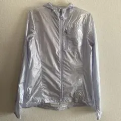 マウンテンハードウェア　パーカー