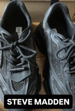 未使用 STACCATO スタッカート 厚底スパンコールスニーカー 黒 22.5