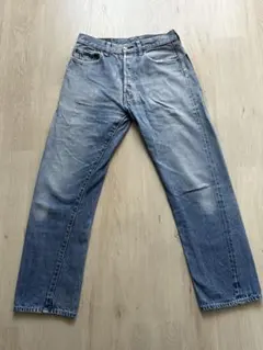 Levi's 501 ストレートデニム W34 L32 - メルカリ