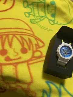 CASIO G-SHOCK 5611 ホワイト/ブルーのサムネイル