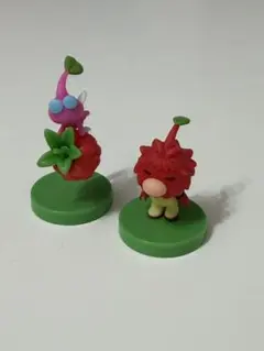 ピクミン チョコエッグ　2体セット　謎の葉っぱ人（シークレット）　羽ピクミン