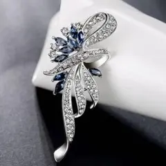 ブルーのリボンブーケ型 ブローチ