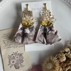 大ぶりインド刺繍リボン22ピアス　イヤリング