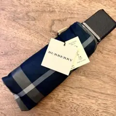 新品タグ付　BURBERRY 折りたたみ傘 チェック柄　バーバリー　傘のサムネイル