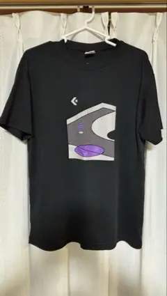 グラフィックプリント 黒 Tシャツ