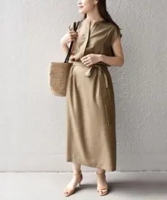 SHIPSカーキ ノースリーブ ワンピース ひざ丈