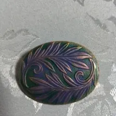 葉模様の青と緑の七宝焼きブローチ