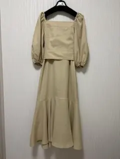 マジェスティックレゴン　ベージュ パフスリーブ ロングワンピース　2点セット