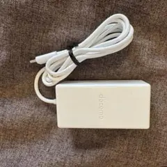純正品 docomo select ACアダプタ 08 Type-C 充電器 1