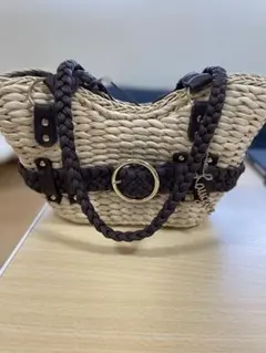 ラタンと合成皮革のカジュアルバッグ